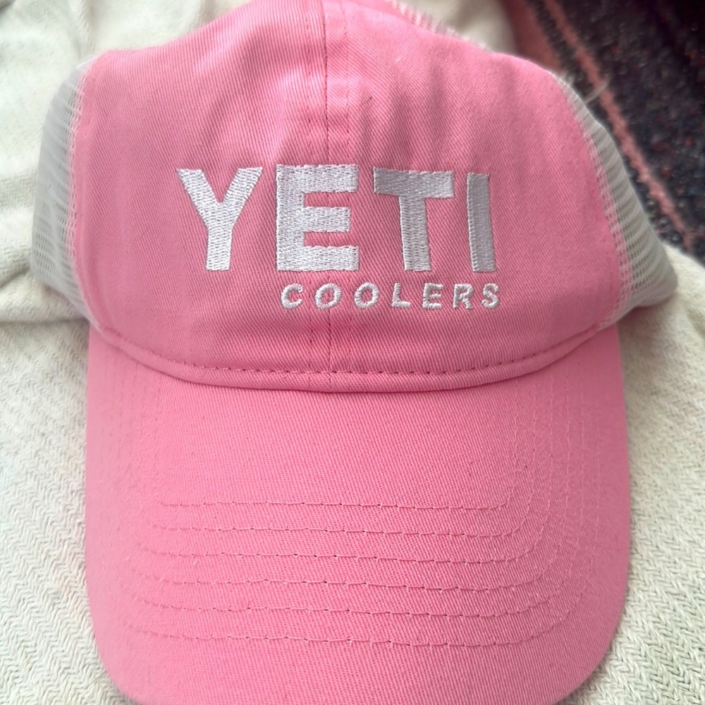 Yeti Ladies’ Low Pro Hat in Pink